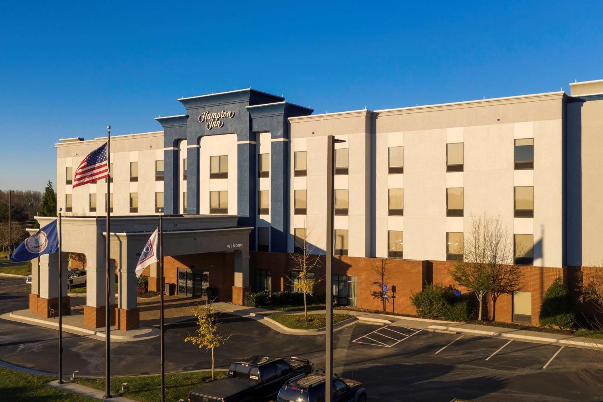 Hampton Inn Gretna - Smith Mountain Lake מראה חיצוני תמונה