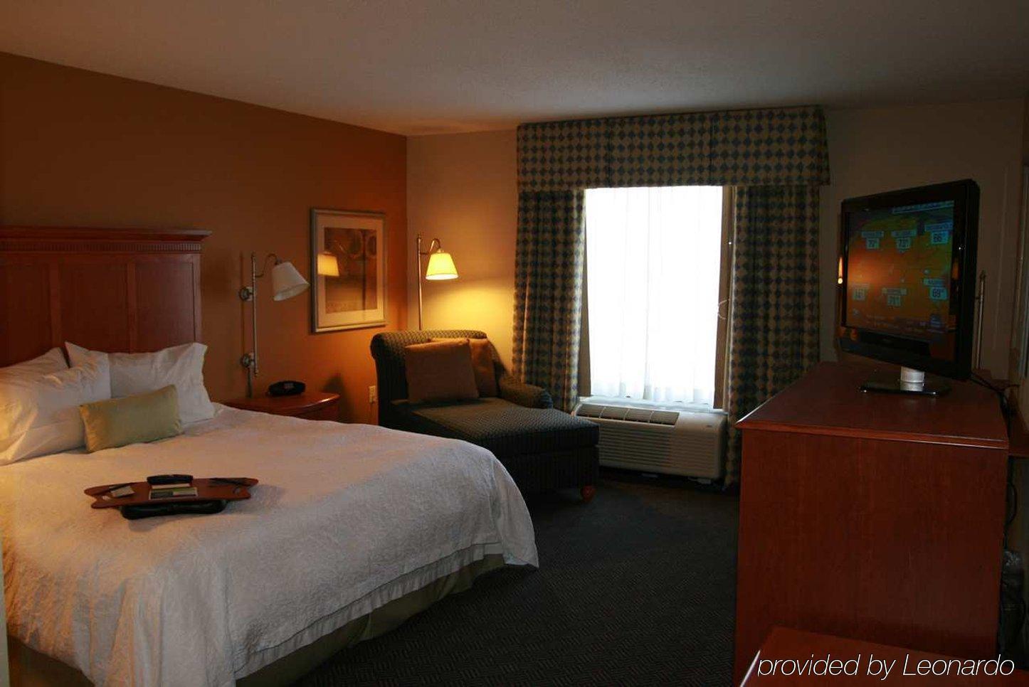 Hampton Inn Gretna - Smith Mountain Lake חדר תמונה